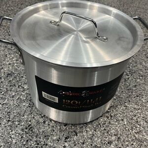 Nordic Ware Silver Covered Stock Pot